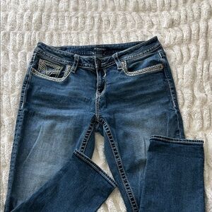 Vigoss Women's Dark Blue Heritage Fit Capri Jeans